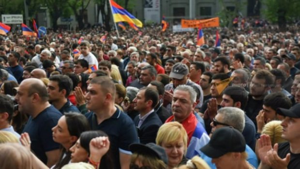 Qondarma rejimin son ÇIĞIRTILARI – Bu bəyanatların ünvanı kimdir?