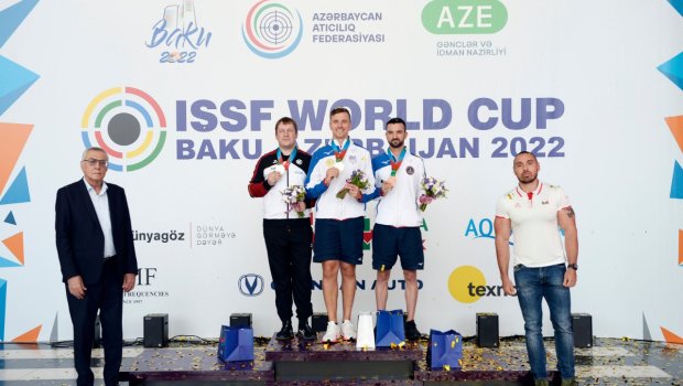 Dünya Kubokunun 7-ci günü: Məğlub tailandlı qızlar qalib ukraynalıların bayrağı rəngində bant taxdılar - YENİLƏNİB - FOTO