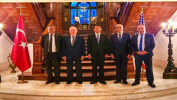 Hikmət Hacıyev ABŞ-da Türkiyənin bu ölkədəki səfiri ilə nəyi müzakirə etdi?