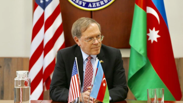 ​​​​​​​“Sərhədlərin delimitasiyası, regionda kommunikasiyaların açılması…” - Diplomat detallardan danışdı