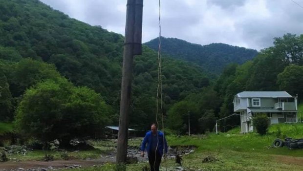 Bu rayonlarda elektrik şəbəkəsinə dəyən zərər aradan qaldırılır - FOTO