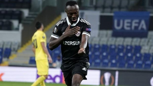 Ovusu Kvabena yenidən \