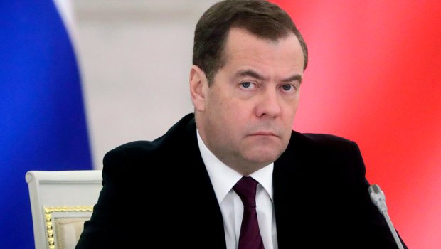 Medvedev: “Avropa İttifaqı Ukraynanı üzv qəbul edənədək yox ola bilər”