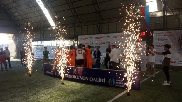 Zəfər Kubokunun qalibi və finalçısı mükafatlandırıldı