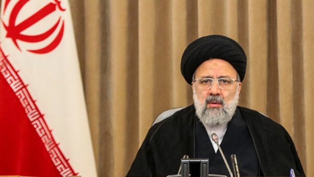 İran prezidentinin bu çıxışı tibb işçilərinin ETİRAZI ilə qarşılandı 