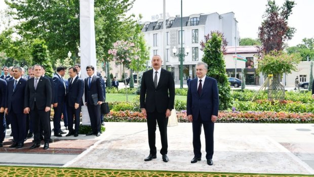 Şavkat Mirziyoyevdən İlham Əliyevə: “Bu səfərə çoxdan hazırlaşırdıq”