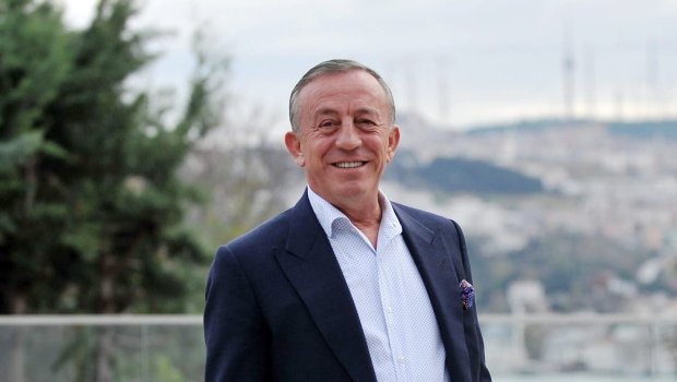 Türkiyəli milyarder infarkt keçirdi - STEND QOYULDU