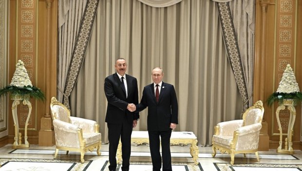 İlham Əliyev Aşqabadda Putinlə görüşdü - VİDEO