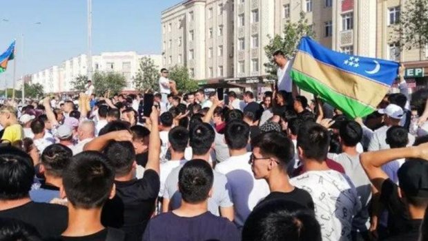 Özbəkistanda fövqəladə vəziyyət elan edildi