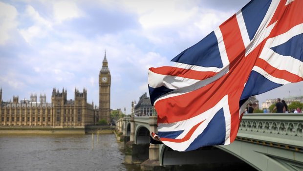 Böyük Britaniya hökumətində İSTEFALAR BAŞLADI - 2 NAZİR GETDİ...