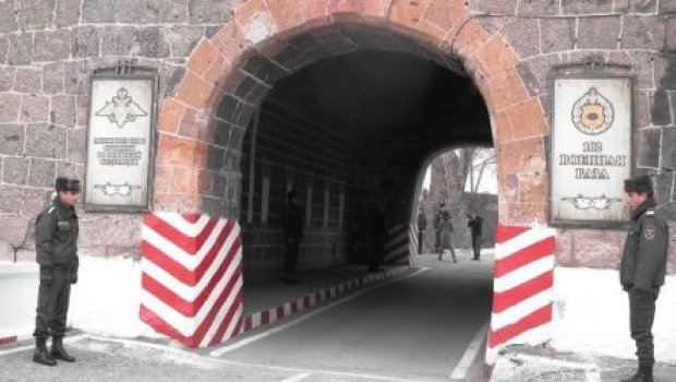 Rusiyanın Ermənistandakı hərbi bazasında YANĞIN