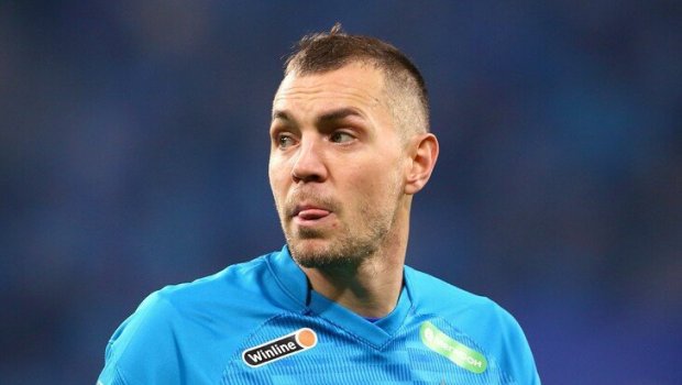 Rusiyalı futbolçu Bakıya gəlir: 