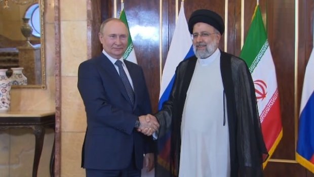 Putin iranlı həmkarı Rəisi ilə görüşdü - VİDEO 