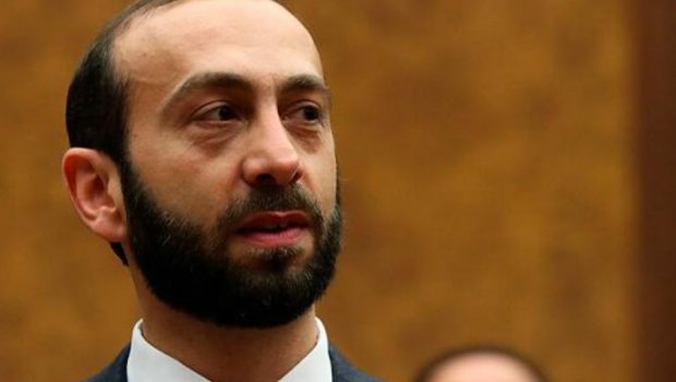 “Ararat Mirzoyan hara getdiyini, kimlə görüşəcəyini heç kimə demir” - Rəsmi İrəvan məəttəl qalıb