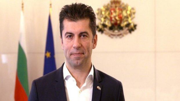 Baş nazir təbii qaz üçün Bakıya gəlir