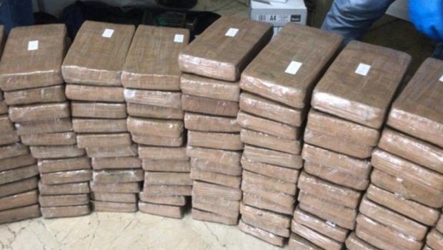 Türkiyədə 242 kiloqram kokain ələ keçirildi – Nazirdən AÇIQLAMA