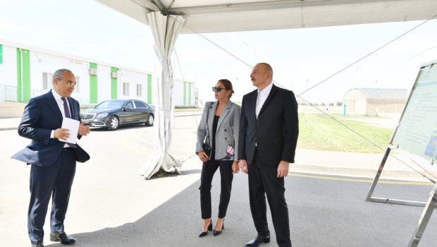 Prezident İlham Əliyev və birinci xanım Mehriban Əliyeva açılışda - FOTO
