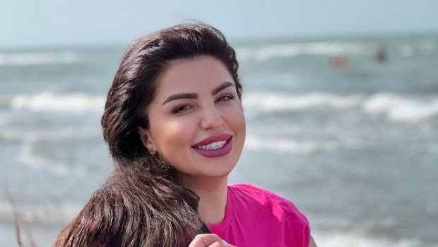 Azərbaycanlı müğənni: “67 yaşlı fanatım 5 min dollar göndərib, onunla yeməyə getdim” - VİDEO  