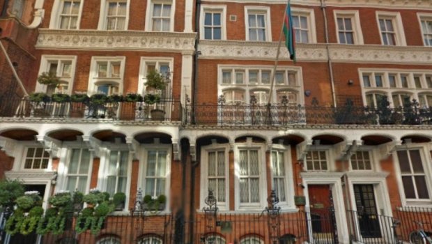 Nizami Gəncəvi Beynəlxalq Mərkəzi Azərbaycanın Londondakı səfirliyinə hücumu pisləyib