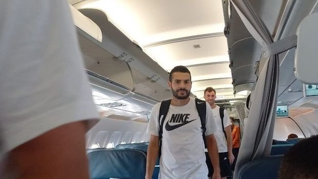 “Neftçi” komandası Vyanaya yola düşdü - FOTO