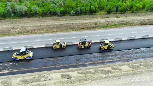 Azərbaycanda on min əhalinin yaşadığı 12 yaşayış məntəqəsini birləşdirən yol tikiləcək