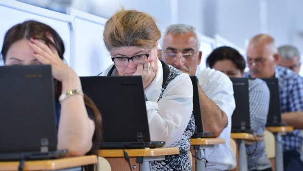 Təhsil İnstitutundan müəllim işləmək istəyənlərə XƏBƏRDARLIQ