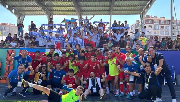 AFFA prezidenti milli komandanı təbrik etdi