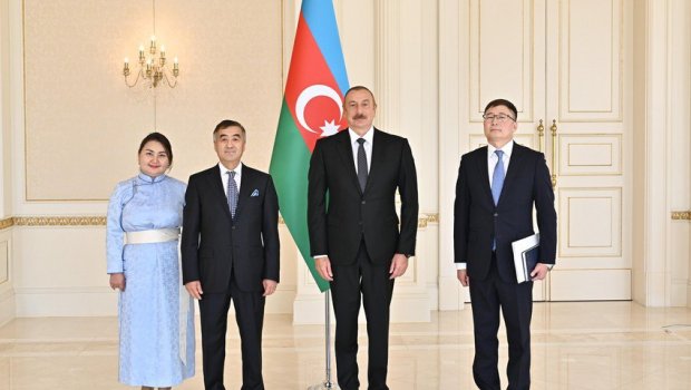 İlham Əliyev Monqolustana səfərə dəvət olundu