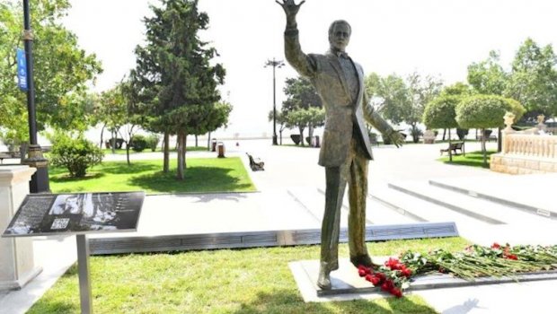 Elə Müslüm Maqomayevdən BAŞLAYAQ – Bizim.Media-dan daha bir TƏKLİF
