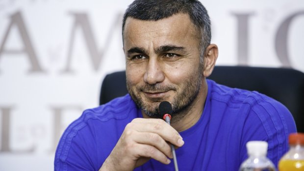 Qurbanovdan Toral Bayramovun transferi ilə bağlı AÇIQLAMA – “Bu xəbərlər futbolçunun ziyanınadır”