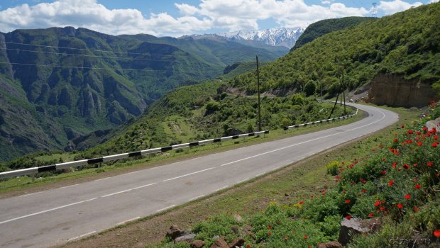 Laçın dəhlizinə alternativ yolun Ermənistan hissəsinin tikintisinə 12,8 milyon dollar ayrıldı