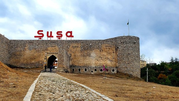 “Mən sənətsevərləri Şuşanın tarixi ilə tanış edəcəm” - Məşhur bloger