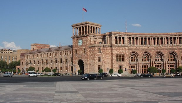 Ermənilər Moskva və Brüssel görüşlərindən TƏŞVİŞƏ DÜŞÜBLƏR