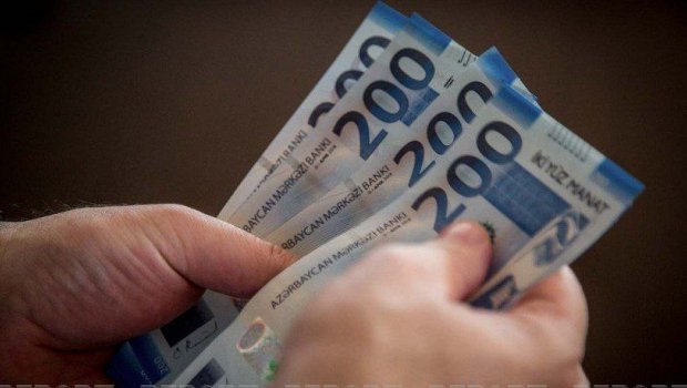 MANAT BƏRKİYİR: Pulumuzu hansı valyutada saxlayaq? – Ekspertdən MƏSLƏHƏT