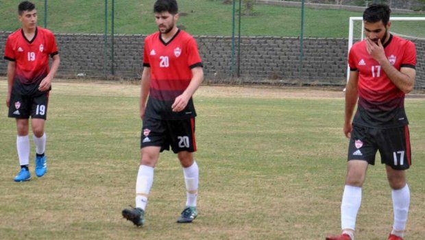 “Araz Naxçıvan” və “Turan Tovuz”dan darmadağınla QƏLƏBƏ