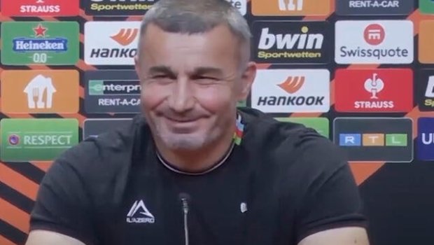 Qurban Qurbanovun mətbuat konfransında maraqlı HADİSƏ – VİDEO