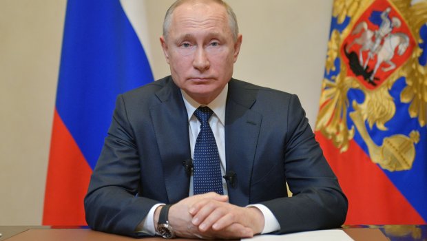 Vladimir Putin II Elizabetin vəfatı ilə bağlı başsağlığı verdi