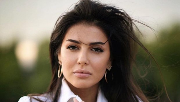 Azərbaycanlı aktrisa: “İki oğul böyüdürəm, analar, siz indi nələr yaşayırsız?” - FOTO
