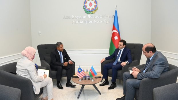 XİN-də Malayziya səfiri ilə görüş keçirildi - FOTO