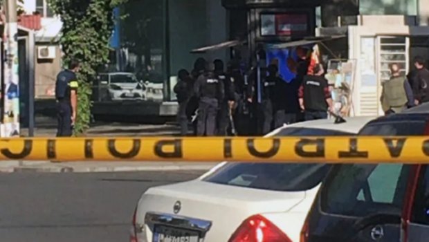 “Polis banka hücum edənin kimliyini bilir” – Gürcüstan KİV - VİDEO 