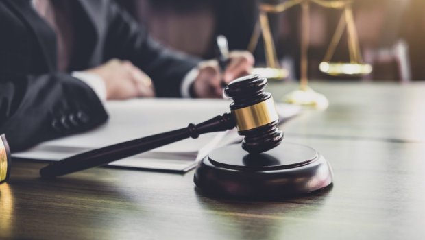Ukraynanın keçmiş nazirləri barədə həbs qərarı verildi 