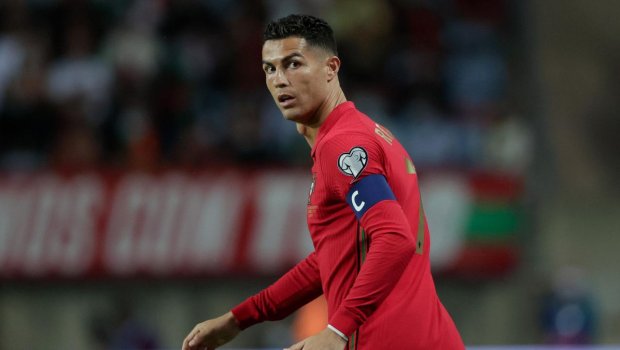 Ronaldo nalayiq davranışda ittiham olunur - FOTO