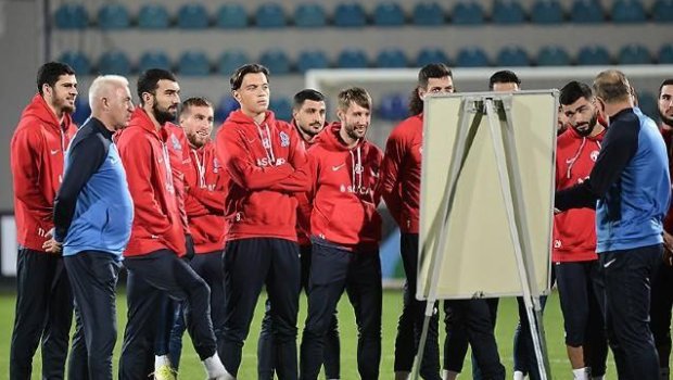 Millimizin son məşqi - FOTO 