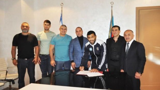 Cüdo millimizin üzvü bu klubla müqavilə imzaladı