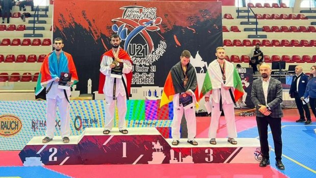 Azərbaycan taekvondoçusu Avropa çempionatında gümüş medal qazandı