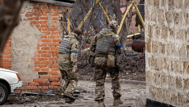 Ukrayna ordusu Donetskdə 5 min rus əsgərini mühasirəyə aldı 