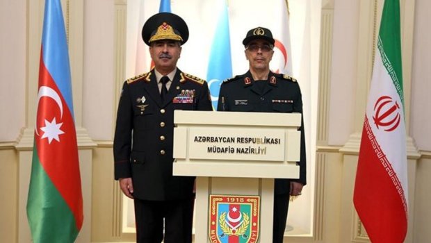 Zakir Həsənov İran Baş Qərargah rəisi ilə danışıb 