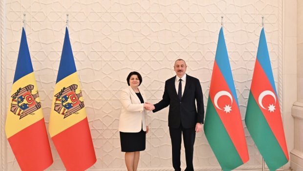 Prezidentin Moldovanın Baş naziri ilə təkbətək görüşü olub - FOTO/VİDEO