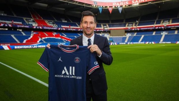 Messi PSJ-də də liderdir