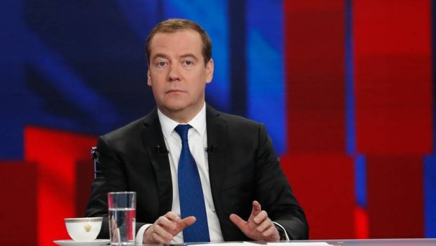 Makronun son bəyanatına Medvedevdən CAVAB – “Ayıb olsun!” 